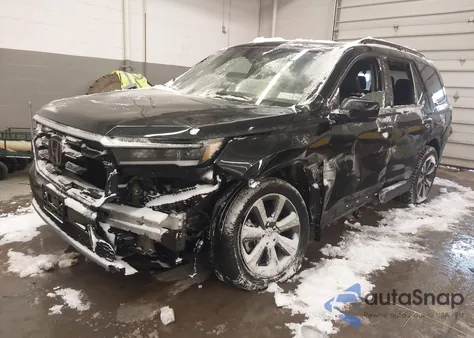 2023 Honda Pilot Awd Touring z USA, uszkodzony, nr VIN 5FNYG1H70PB003238